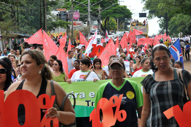 Acaba greve dos professores das escolas municipais de Curitiba