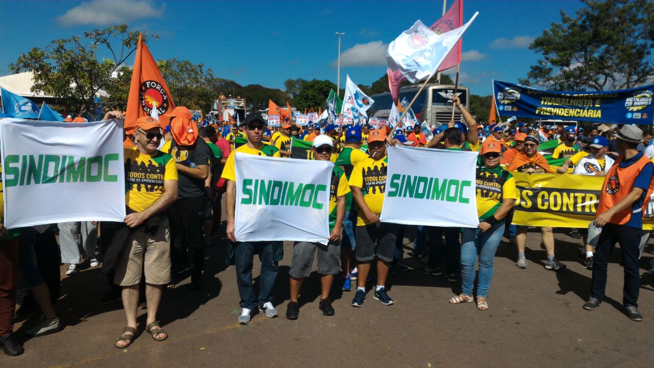 Diretores do Sindimoc vão à Brasília