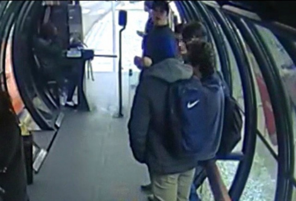 Presos dois suspeitos de mais sete roubos em estações-tubo no Centro de Curitiba