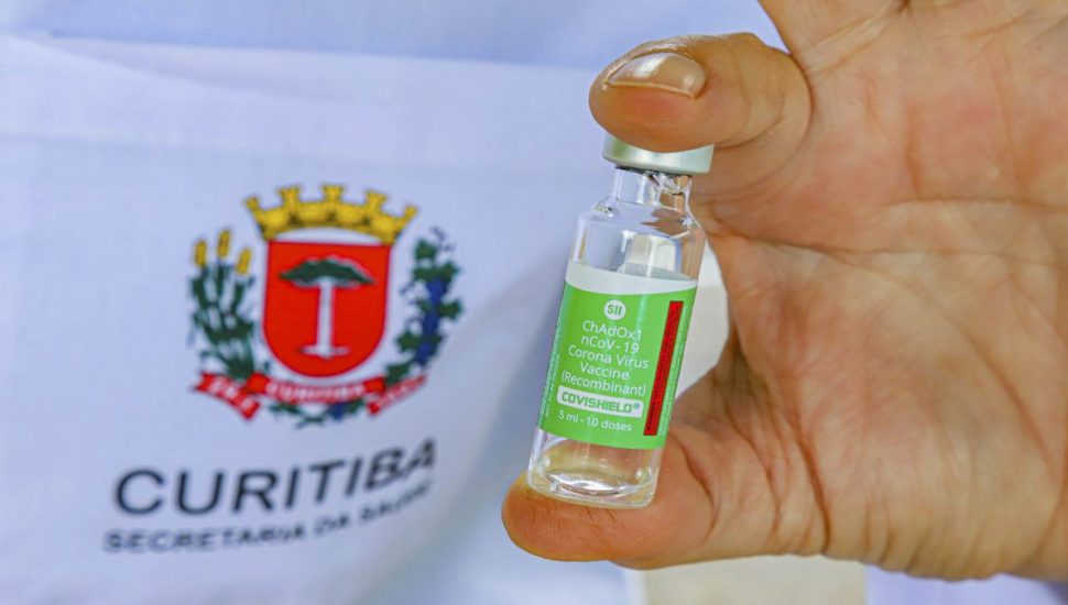Curitibanos com comorbidades vão precisar de documentos recentes para se vacinarem